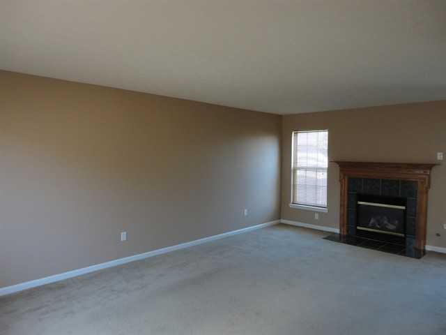 3522 King Edward Way - Photo 3 of 14