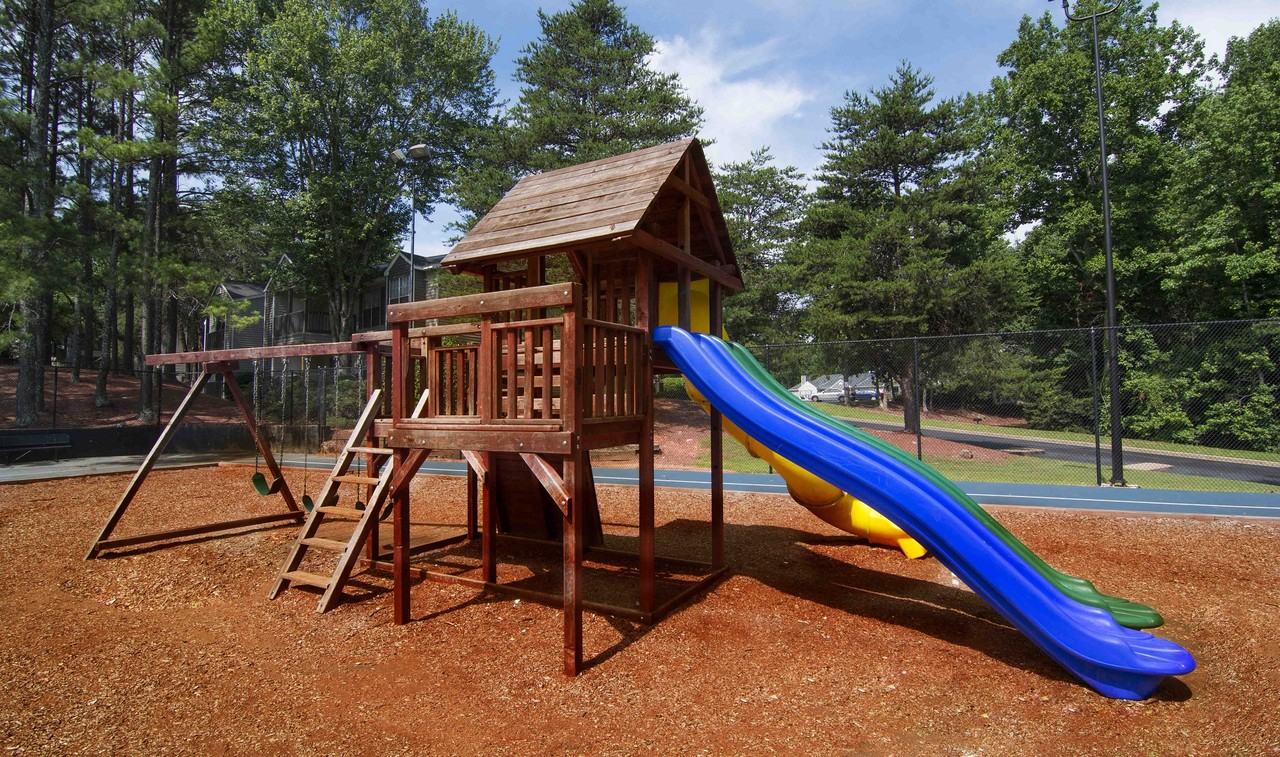 The Parc at 1875 - Photo 3 of 16