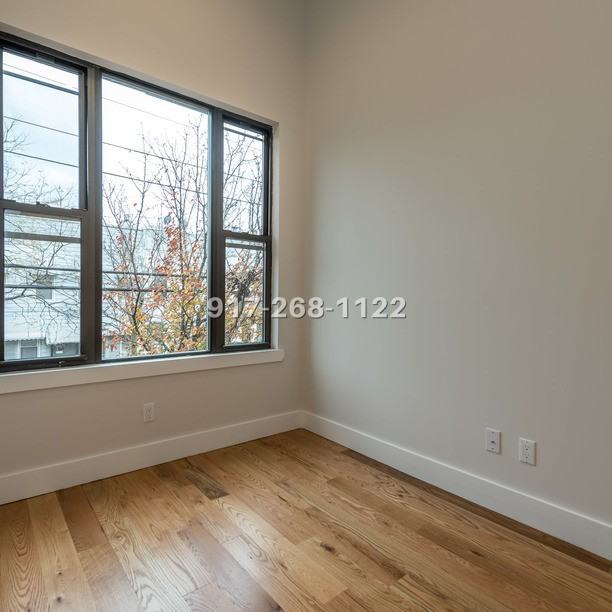 Onderdonk Avenue #2L