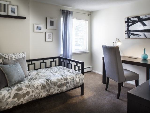 182 Congress St - Photo 3 of 6