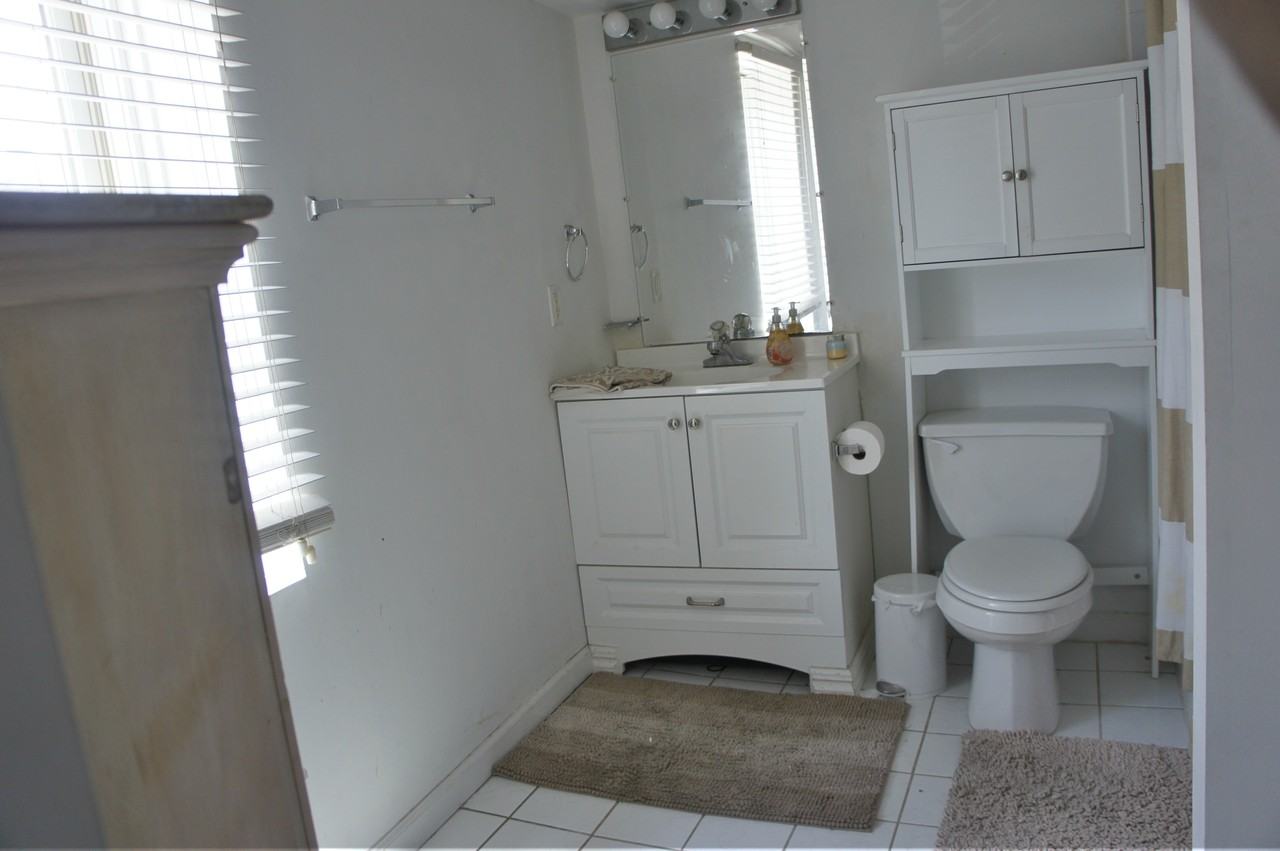 62 4th St. #3F - Photo 2 of 6