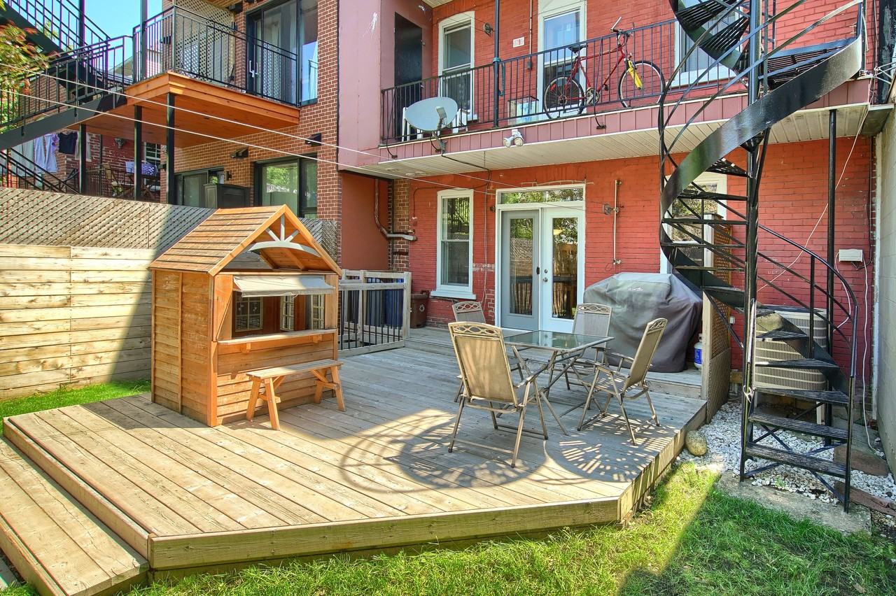 3797 Rue Evelyn - Photo 3 of 20