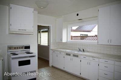 352 Chenault Ave - Photo 3 of 7