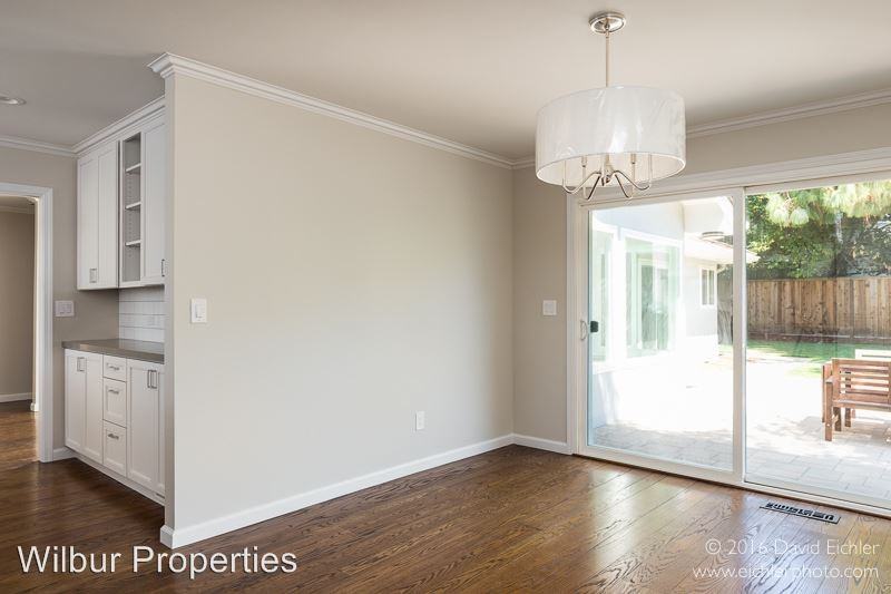 460 Claremont Way - Photo 3 of 12