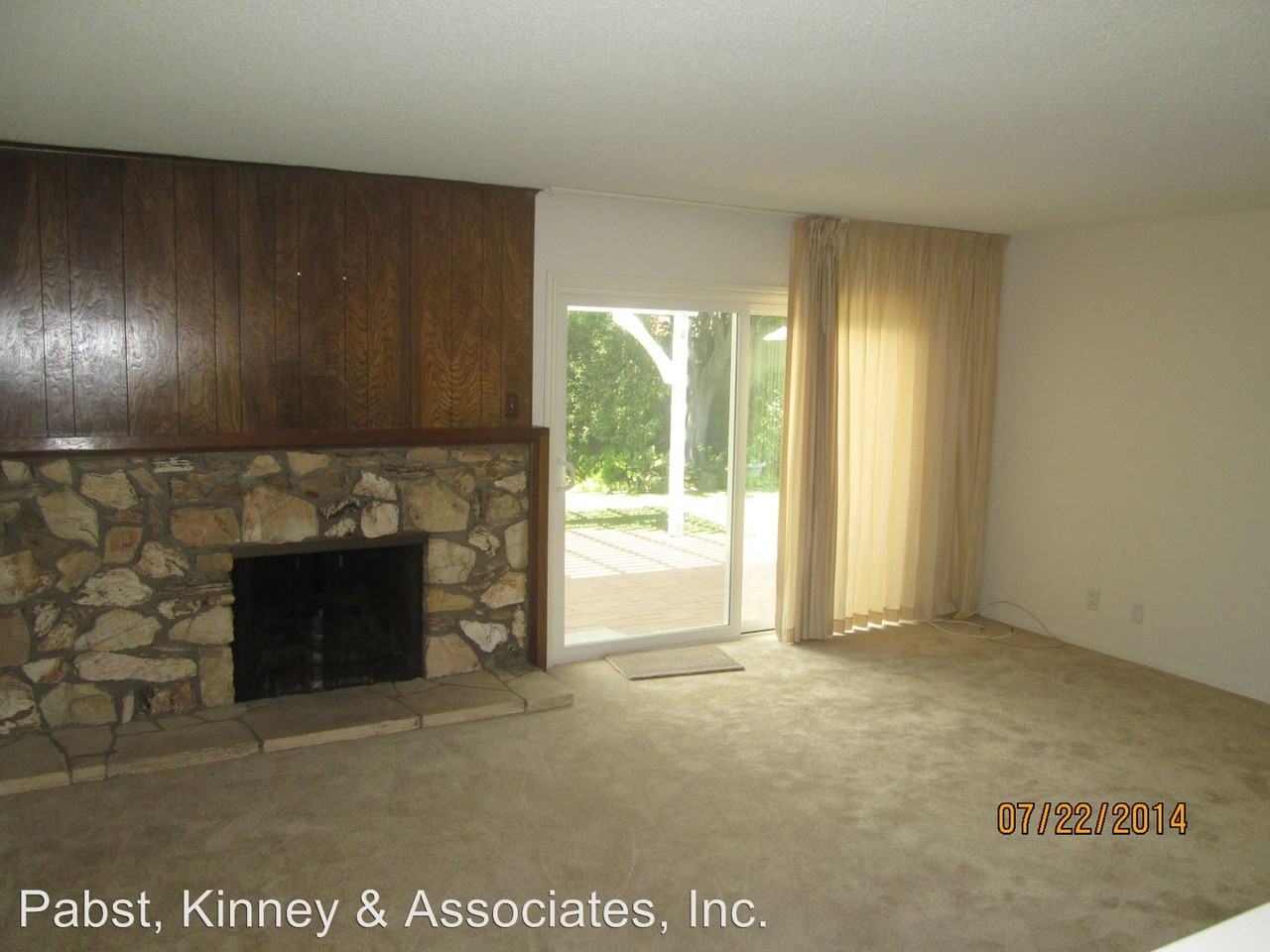 149 Stanford Ln - Photo 3 of 19