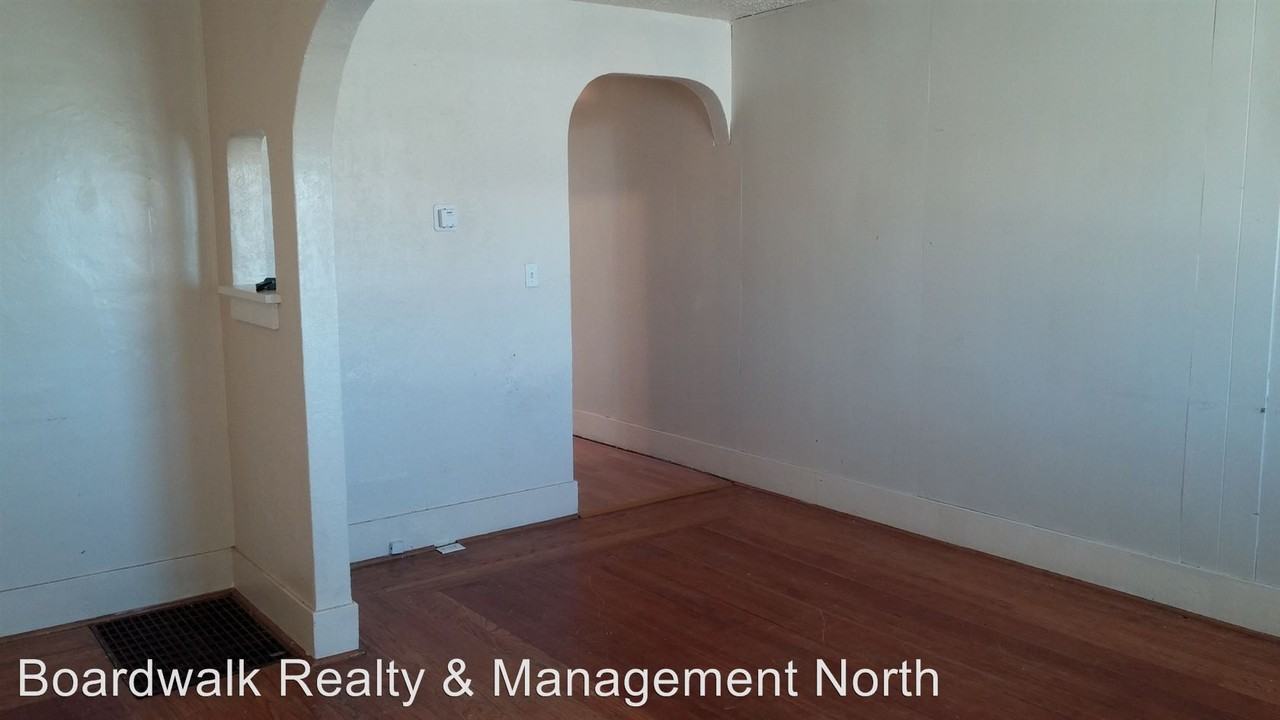 365 Franklin St - Photo 2 of 5