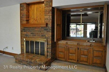 3833 Matterhorn Dr - Photo 3 of 15