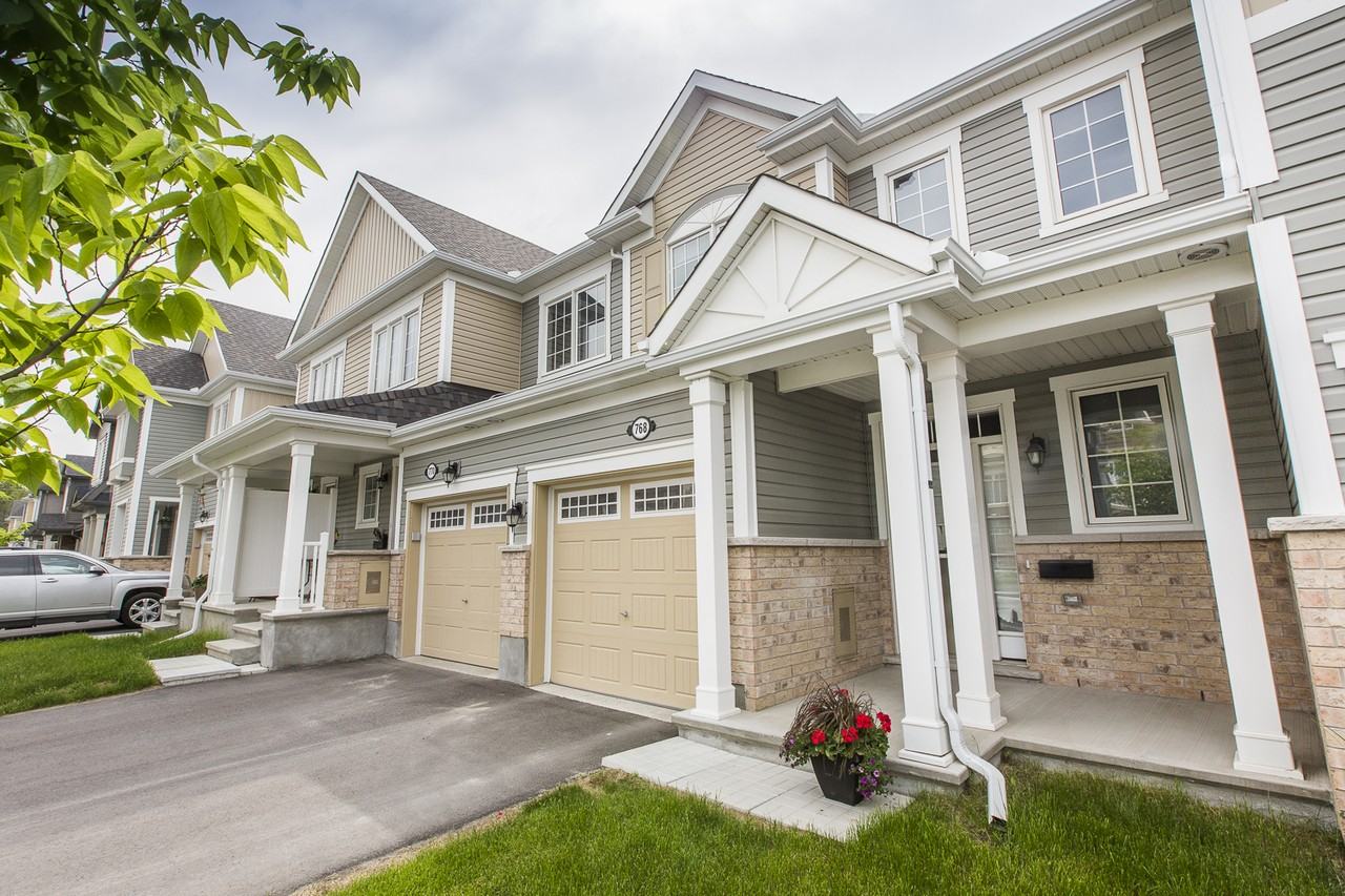 768 Summergaze Street - Photo 3 of 10