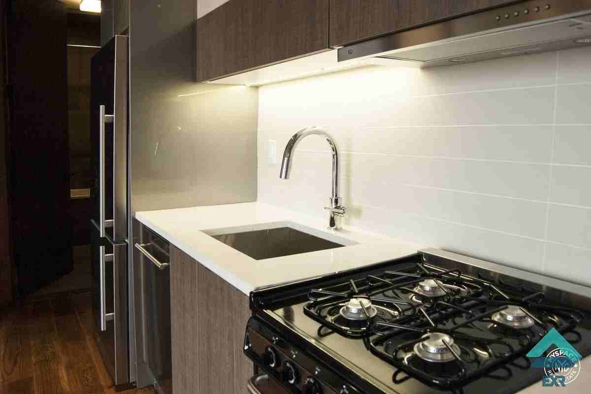 865 Willoughby Ave #6D