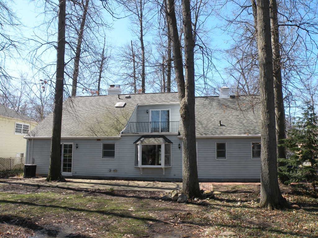 3945 Deepwoods Way - Photo 3 of 23