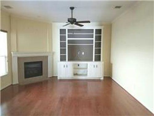 62 E Pipers Green St - Photo 2 of 7