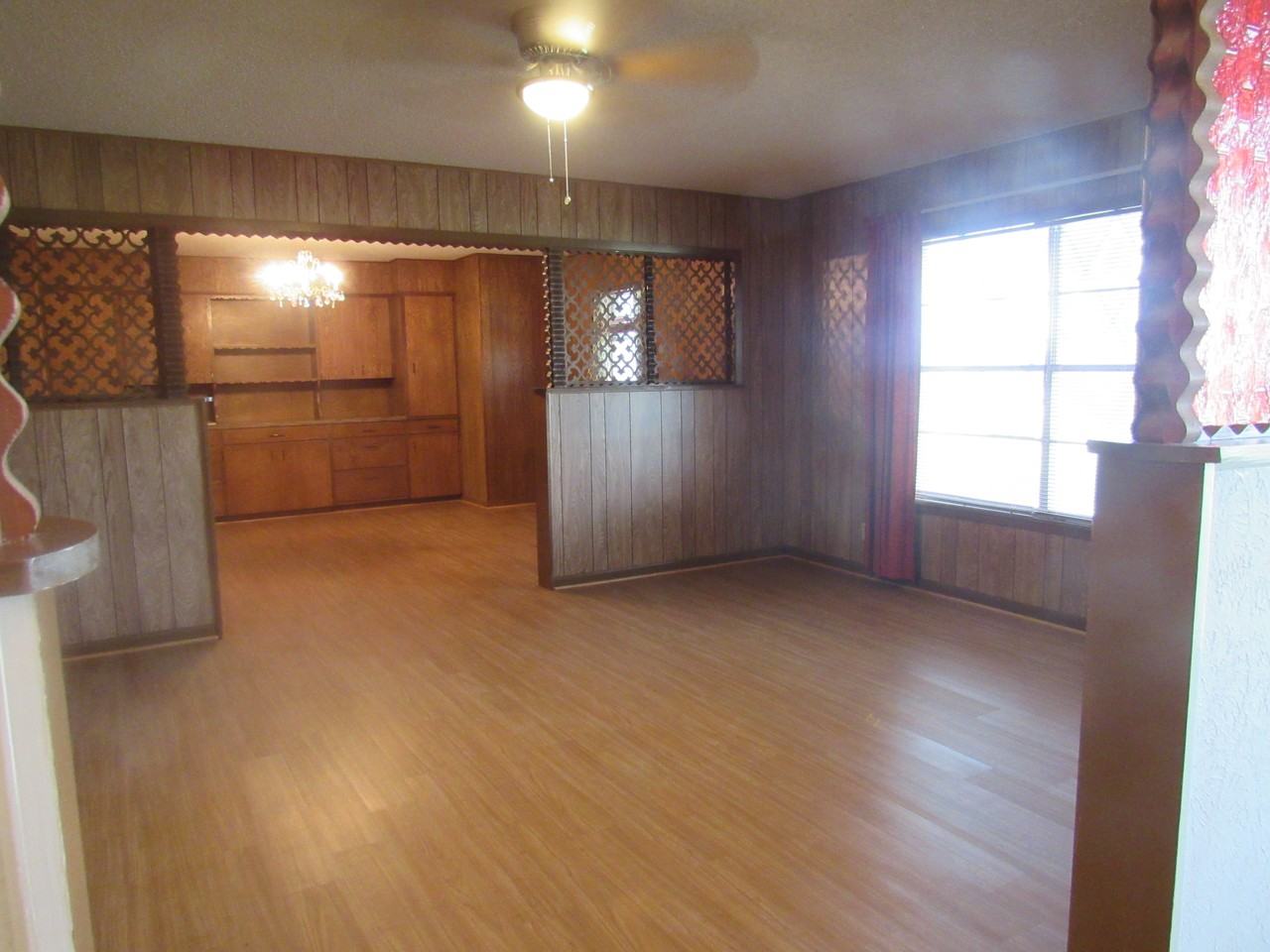 2260 Dowell Rd - Photo 2 of 19