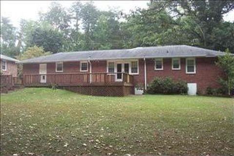 36 Primrose Ln - Photo 2 of 14