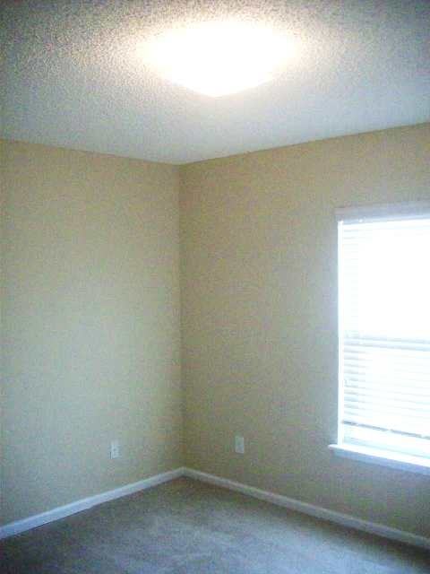 2106 Knottingham Trace Ln - Photo 2 of 15