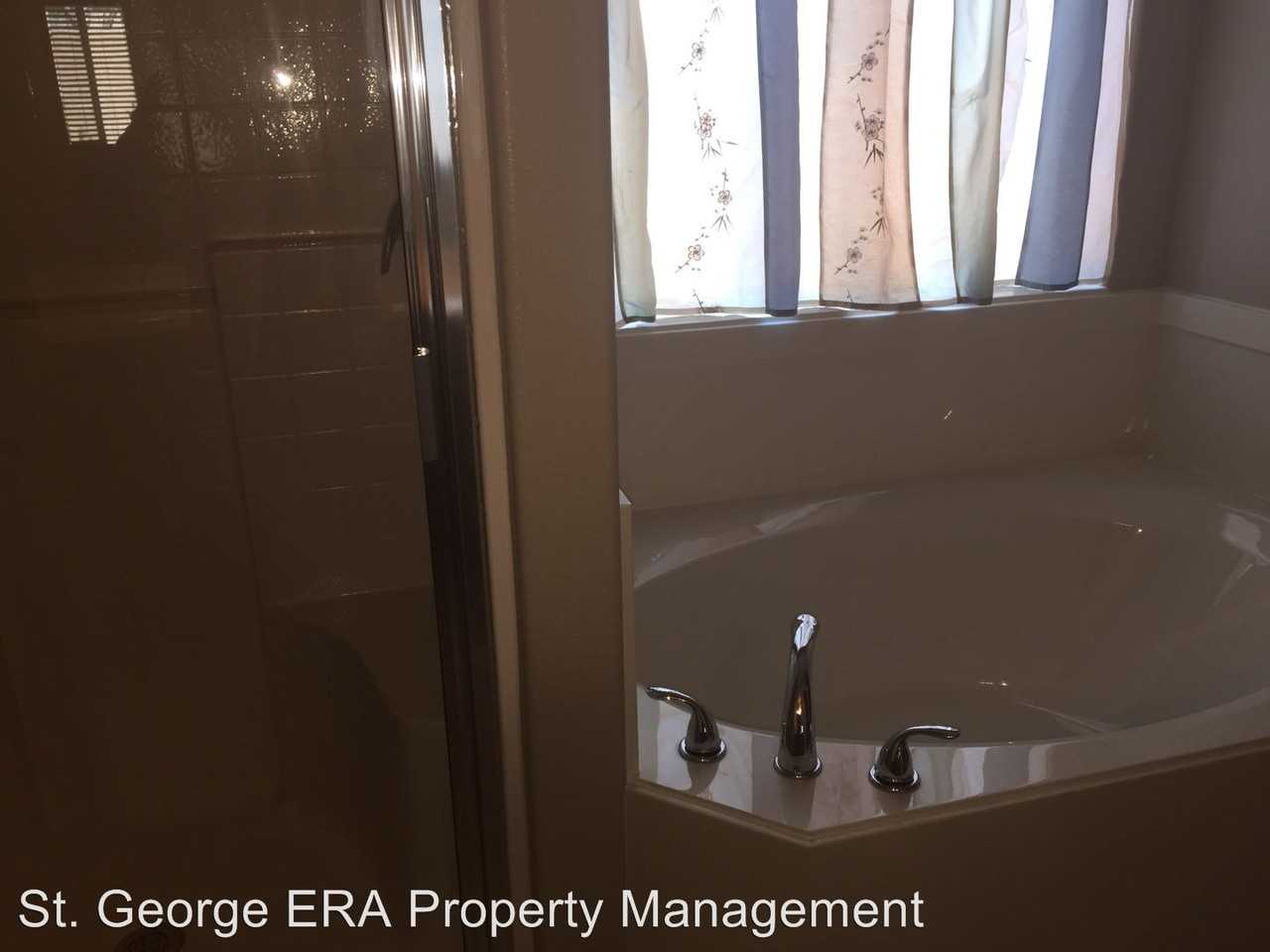 2152 W 1350 N - Photo 2 of 14