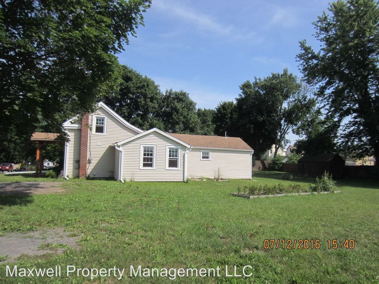 5 Lansing Rd - Photo 3 of 20