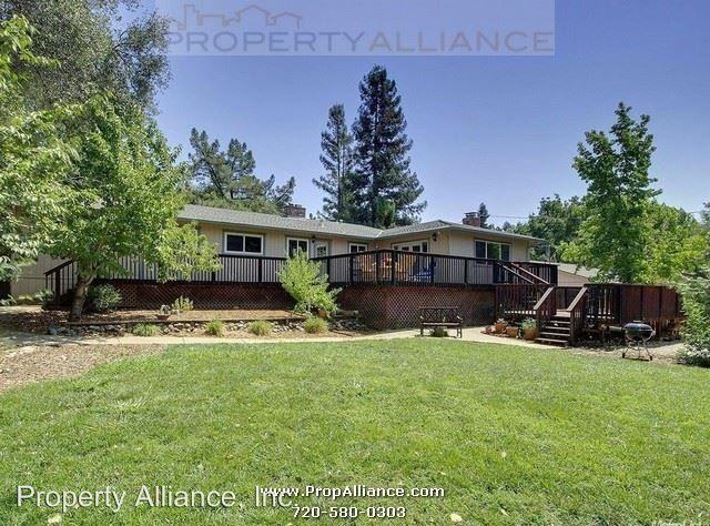 3749 Montclair Rd - Photo 2 of 8