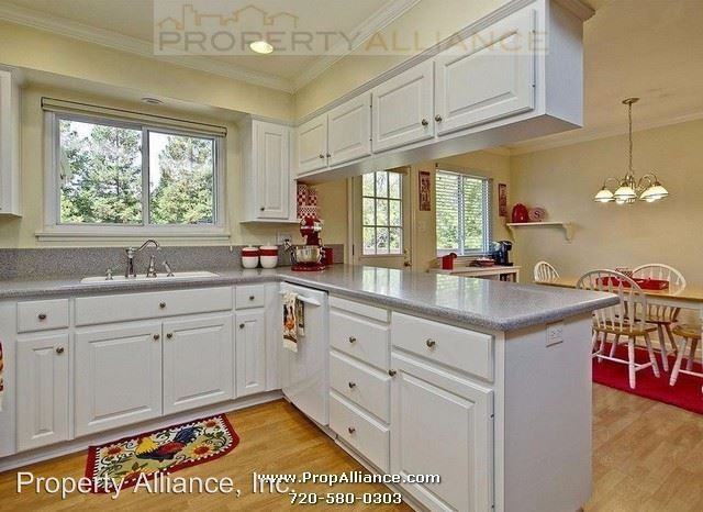 3749 Montclair Rd - Photo 3 of 8