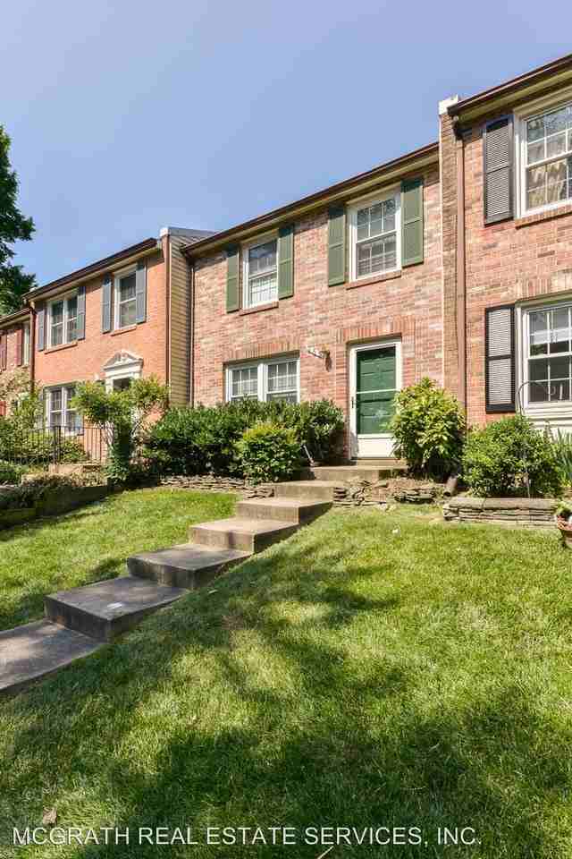 251 Gundry Dr - Photo 3 of 27