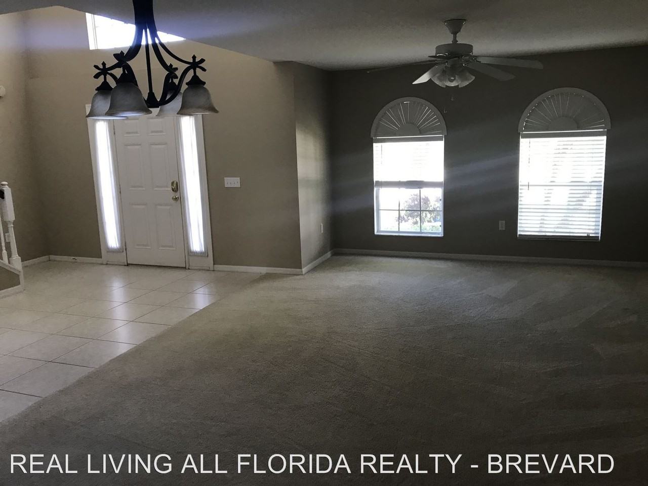 1292 Sorento Cir - Photo 2 of 10