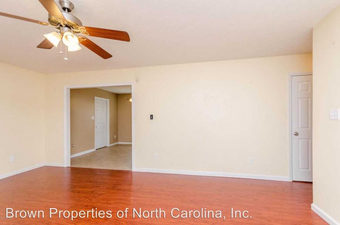 308 Rolling Meadow Ct - Photo 2 of 22