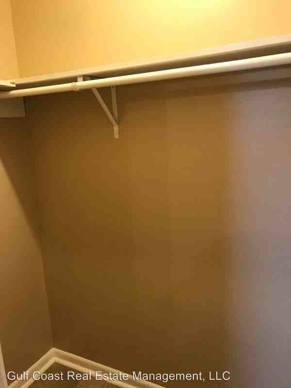 7130 Balboa Dr - Photo 3 of 15