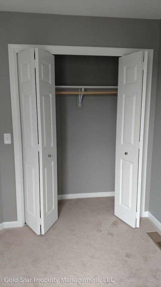 4003 Calgary Ave - Photo 2 of 19