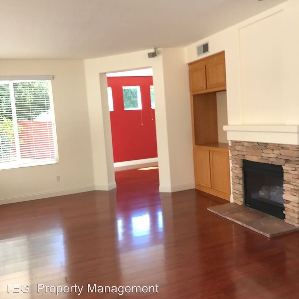 32654 Willowvail Cir - Photo 2 of 15