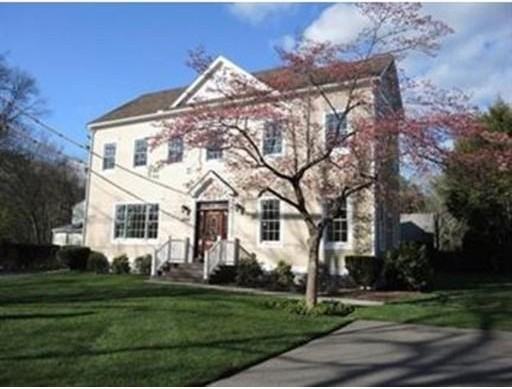 125 Charles River St - Photo 3 of 24