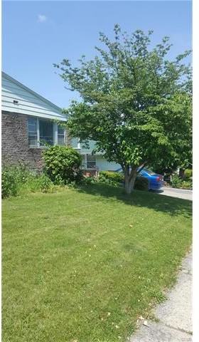 2324 S 2nd St - Photo 2 of 11