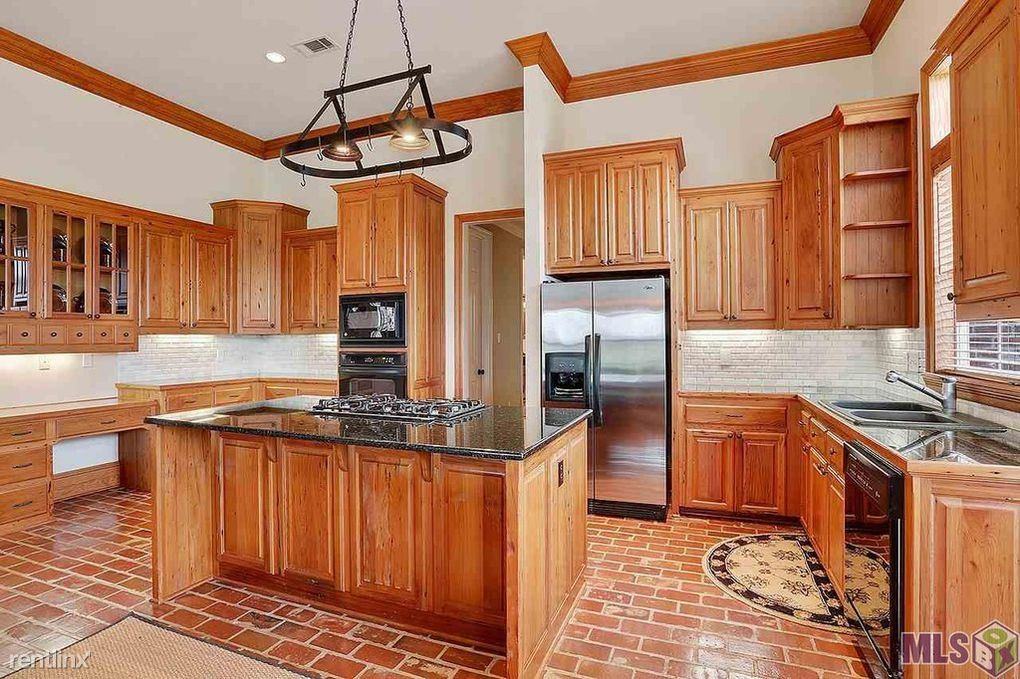 40226 Swan Cir - Photo 2 of 10