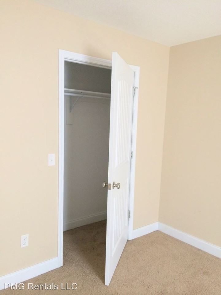 9043 Whispering Pines - Photo 3 of 7