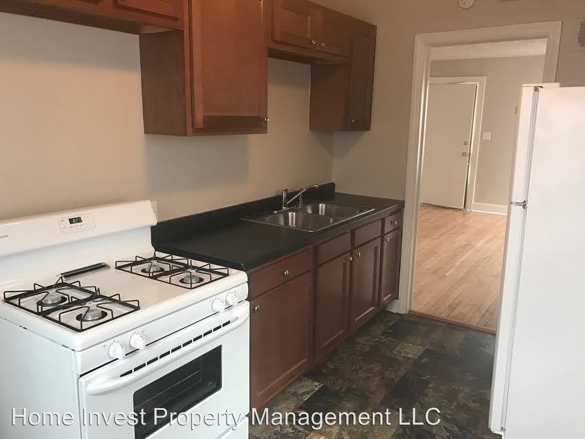 5061 N 28th St - Photo 3 of 7