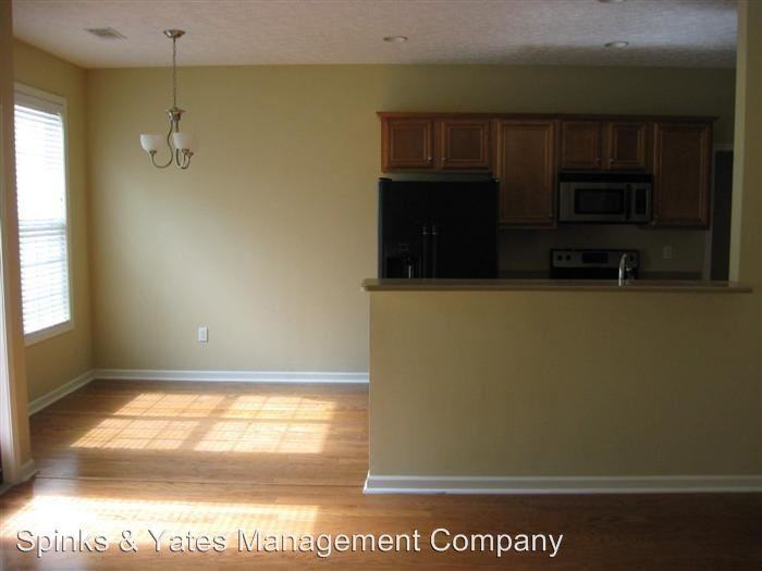132 Montrose Way - Photo 3 of 6