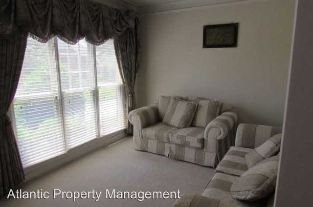 600 Hermitage Pl - Photo 2 of 24