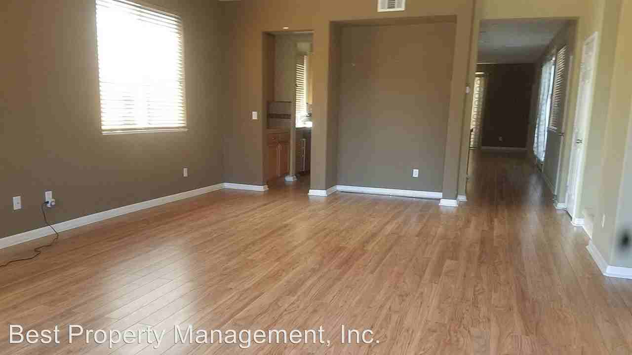 817 Boone Dr - Photo 3 of 9