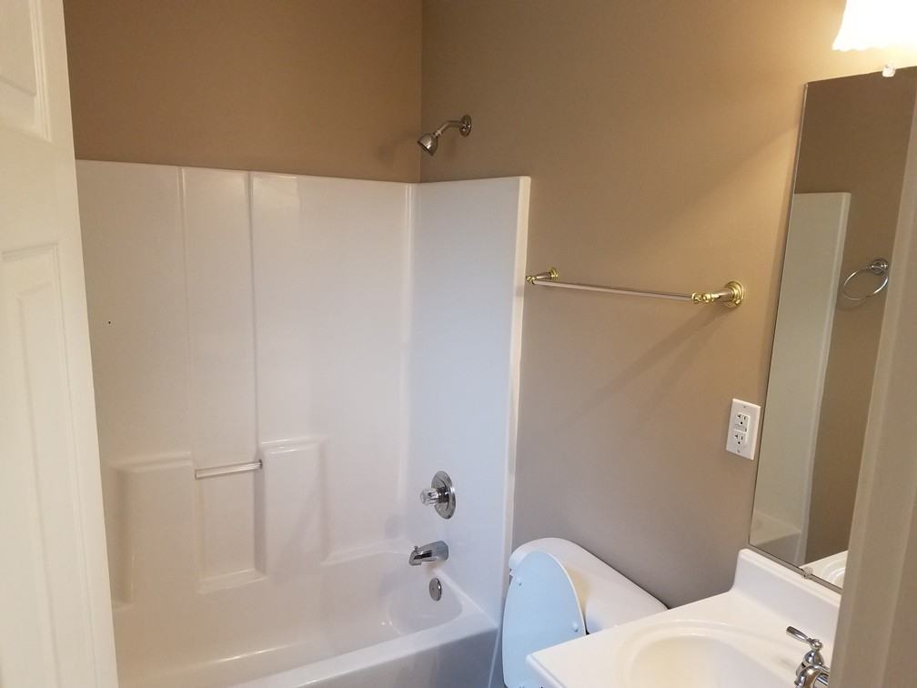 124 Madison Spring - Photo 3 of 3