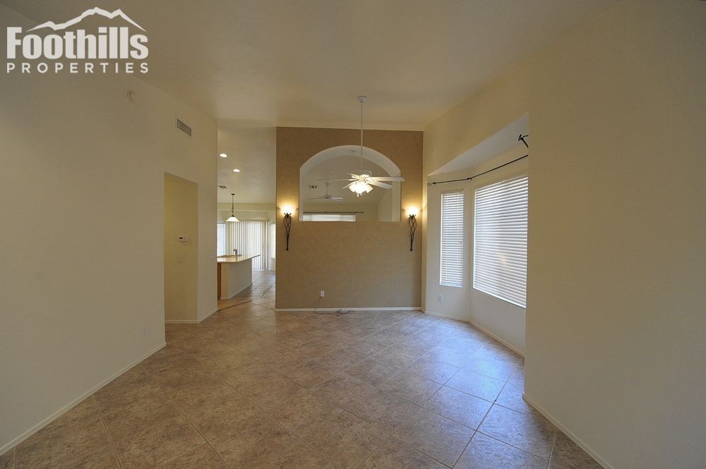 4381 N Sunset Cliff Dr - Photo 3 of 22