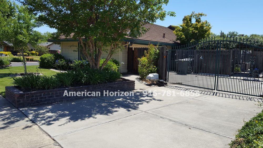 300 Sun Dance Ct - Photo 2 of 17