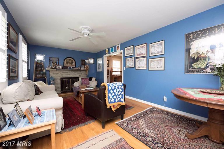 1014 N Madison St - Photo 2 of 25