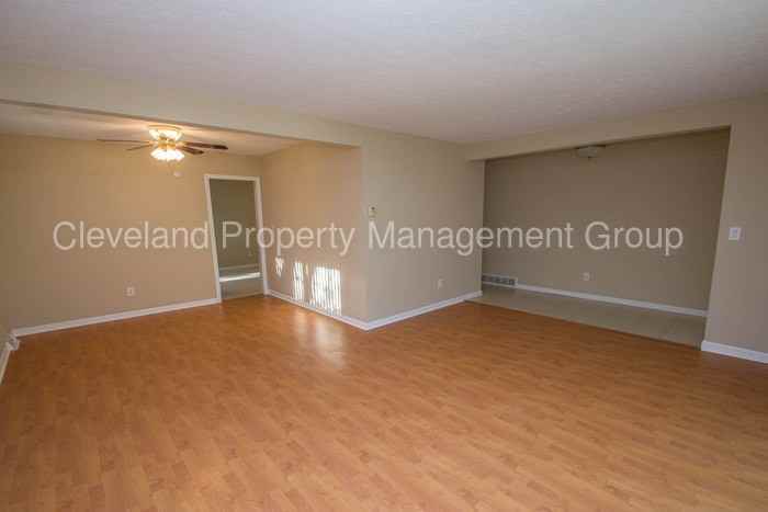 4881 Geraldine Ave - Photo 3 of 30