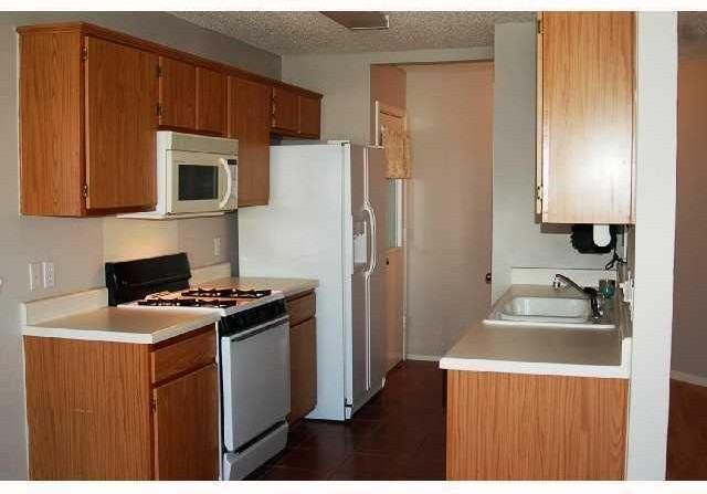 1605 Rusty Nail Loop - Photo 3 of 6