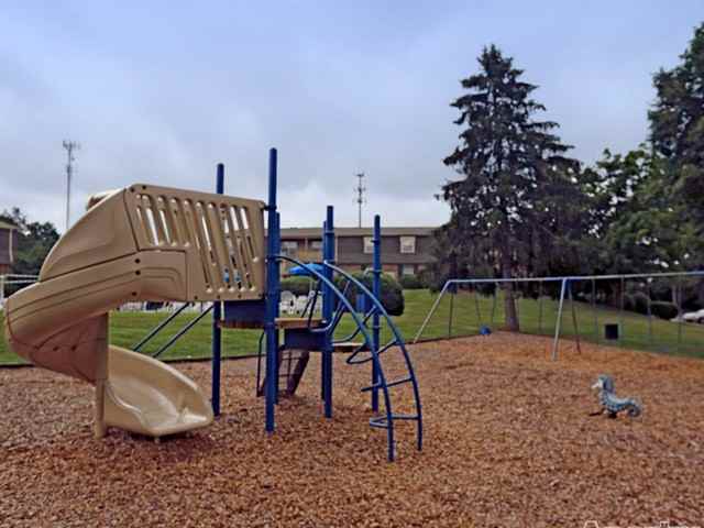 Sherwood Station - Photo 3 of 17