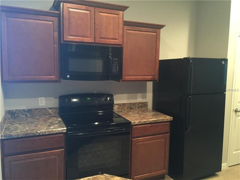 995 Krenson Woods Rd - Photo 3 of 8