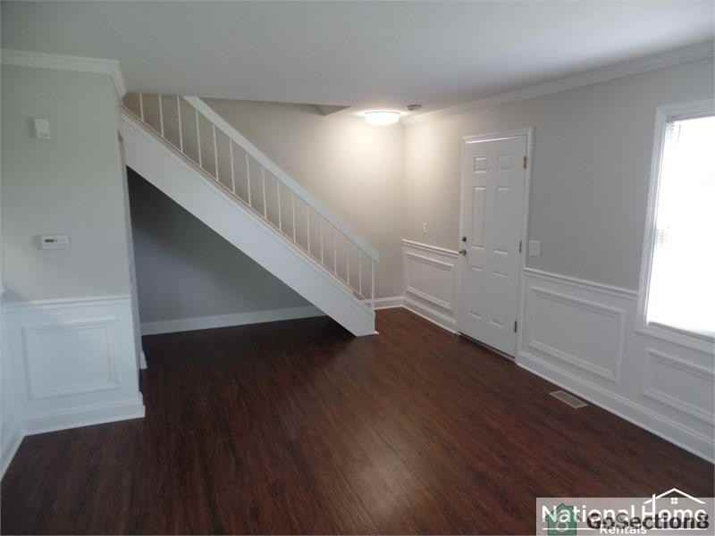 7740 W Kenton Ct - Photo 3 of 9