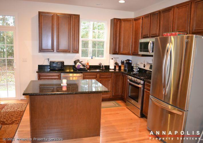 1405 James Way - Photo 2 of 29