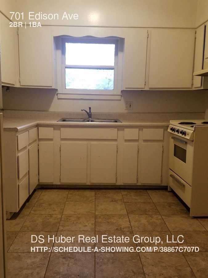 701 Edison Ave - Photo 3 of 4