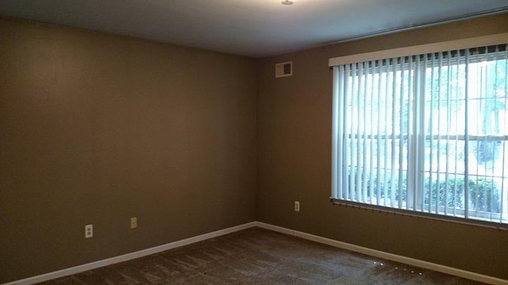 61 Maple Ln - Photo 3 of 12