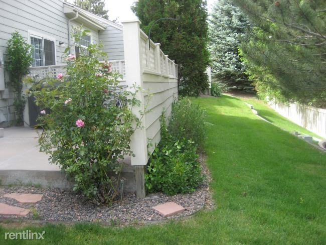 6348 Braun Way - Photo 2 of 11