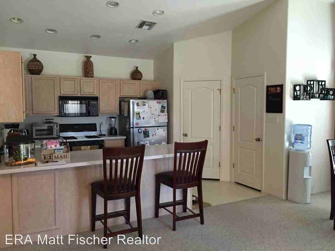 10288 Fairway Loop - Photo 3 of 7